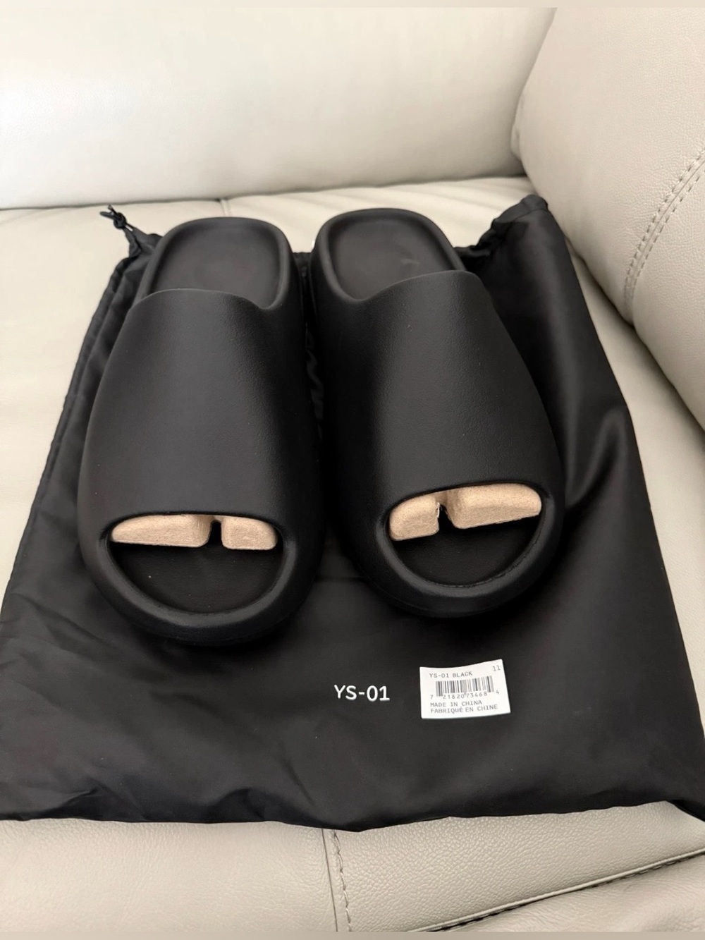 YEEZY YS-01 Slides- Size 11